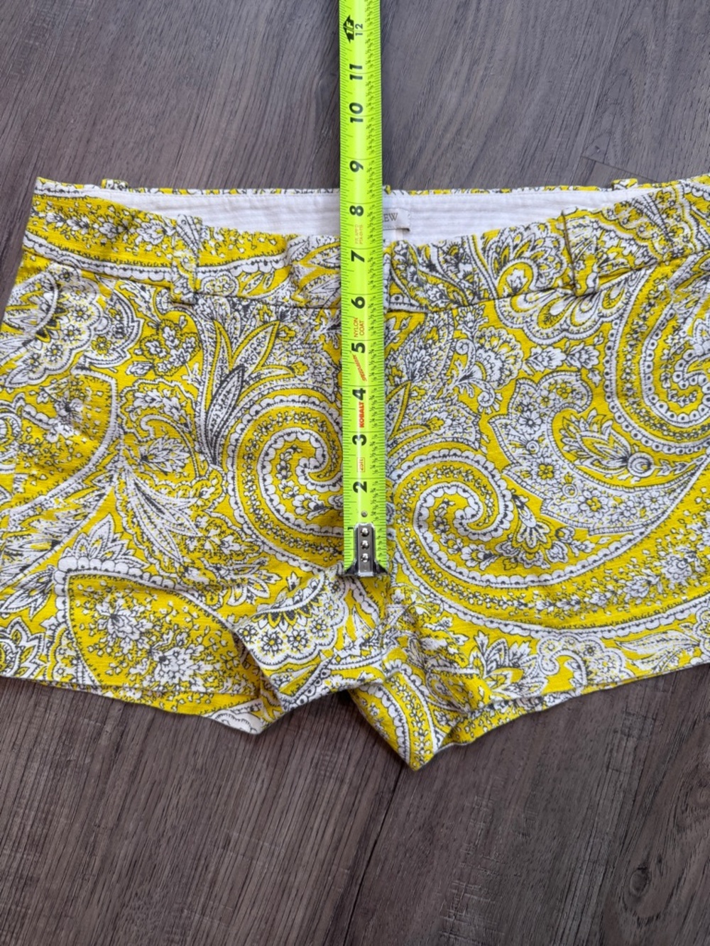 J. Crew Yellow Paisley Cotton Blend Shorts - Size 6 - Picture 5 of 12